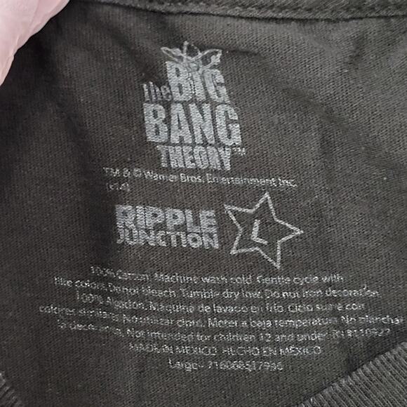 The-Big-Bang Theory Bazinga Comic Shirt M/L 21x26 Crop Black - Picture 12 of 13